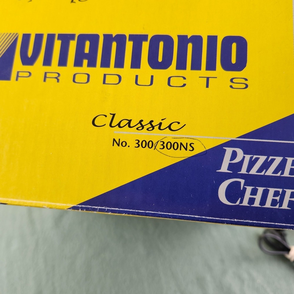 Vitantonio Pizzelle Chef No. 300-NS Italian Cookie Maker - Picture 9 of 10